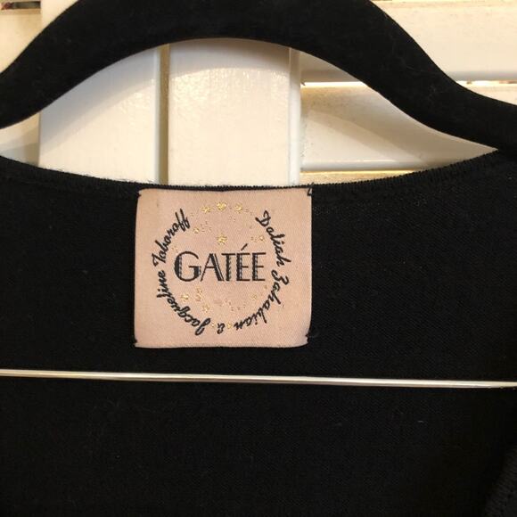 Gatee Black Wool Sleeveless Top with Rhinestones - Picture 3 of 7